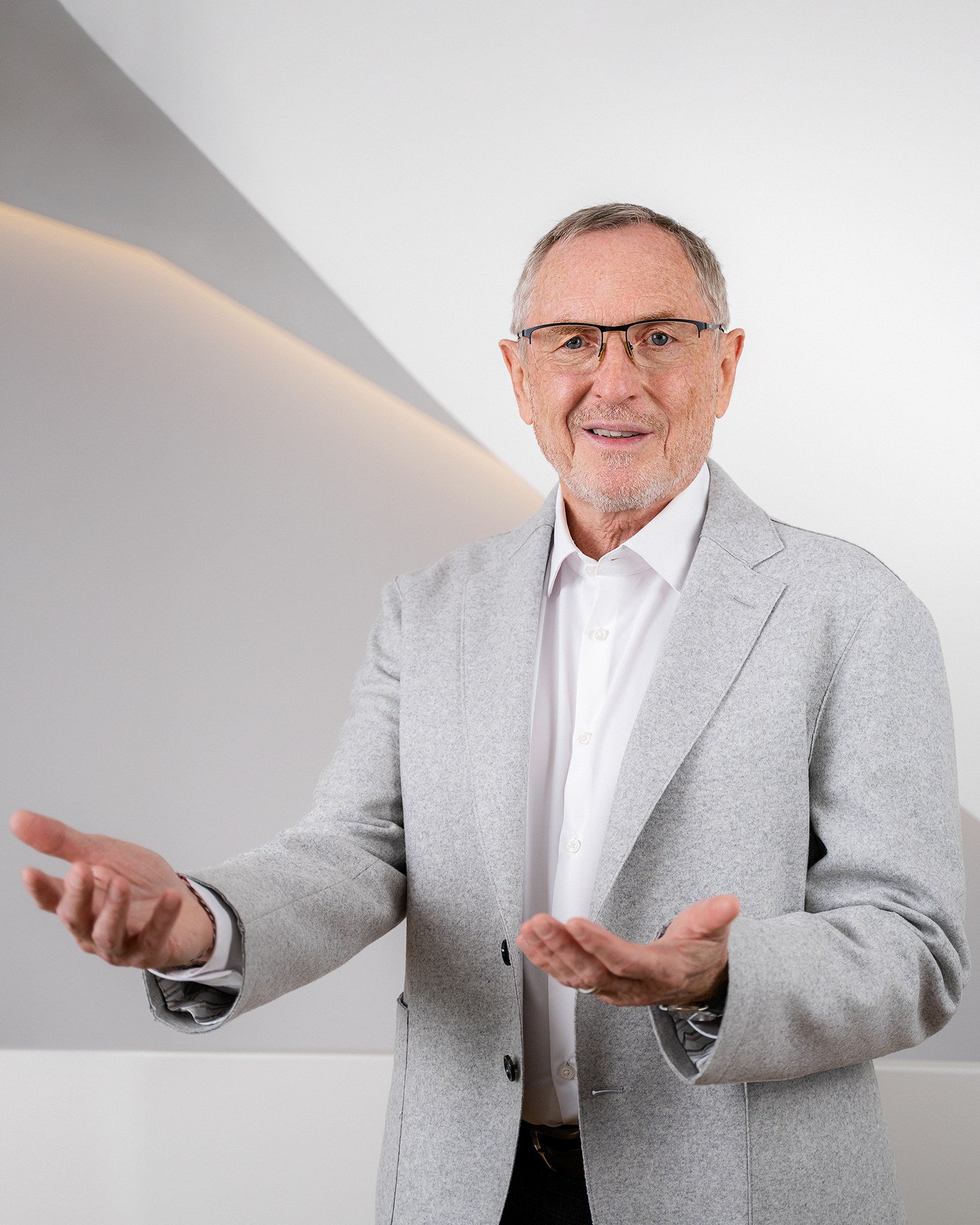 AngelaMSchlabitz-PORTRAIT-secufox-RolandBauer-ARV6796-1920-WEB-H
